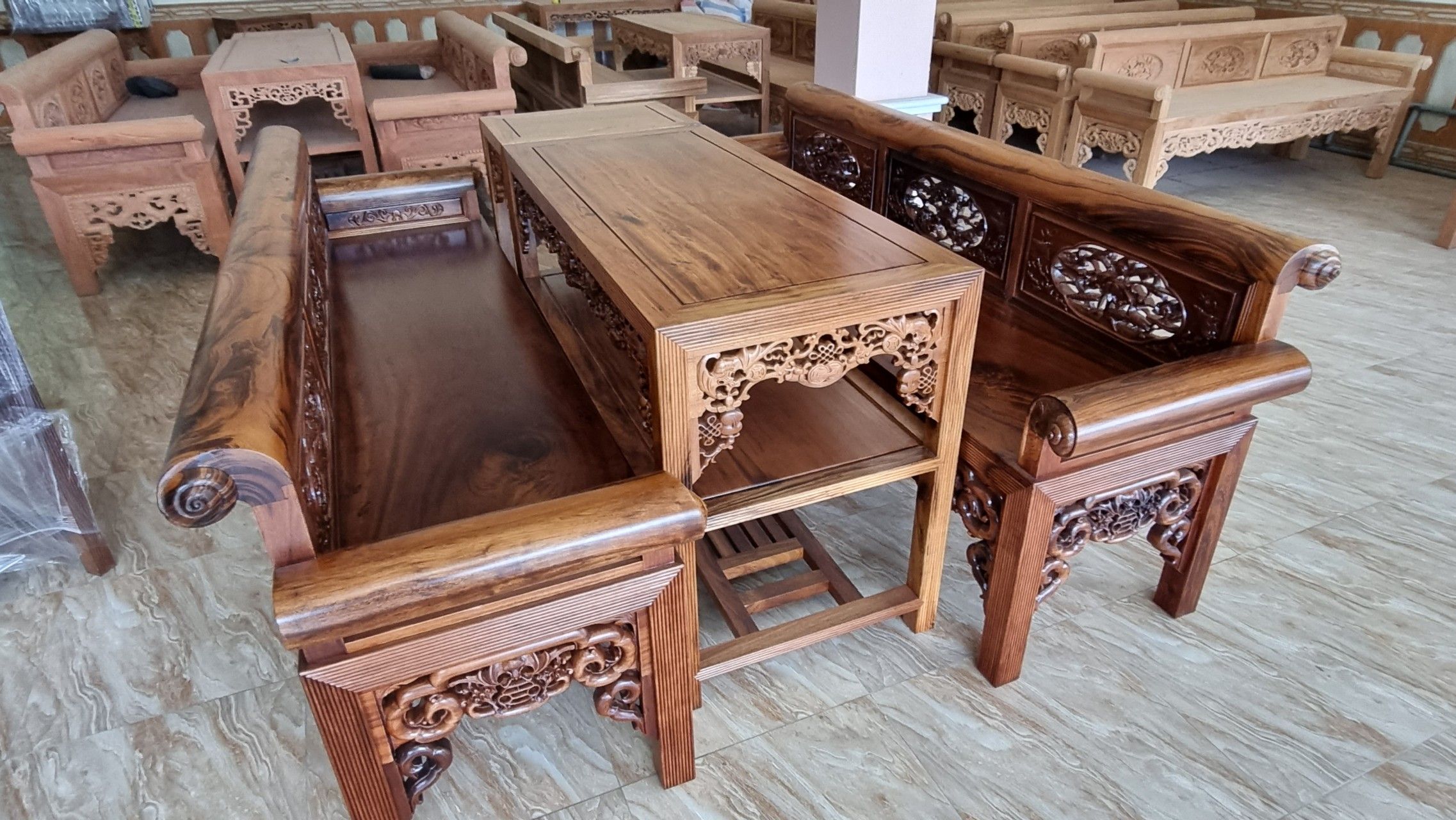 Trường Kỷ Gỗ Gụ Ta Quảng Bình - Đồ Gỗ Trọng Hiếu