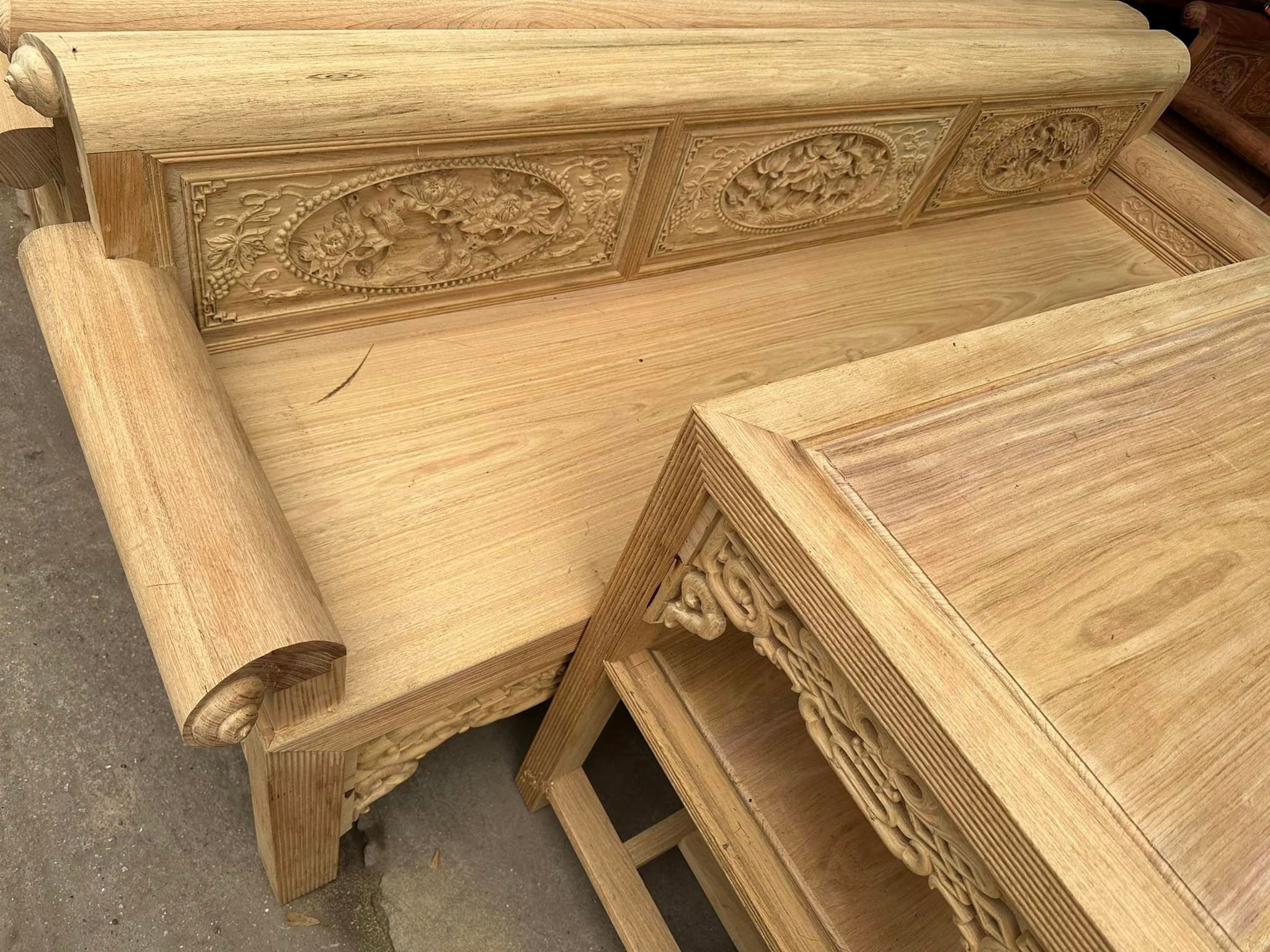 Trường Kỷ Gỗ Gụ Lào Đục Tứ Quý - Đồ Gỗ Trọng Hiếu