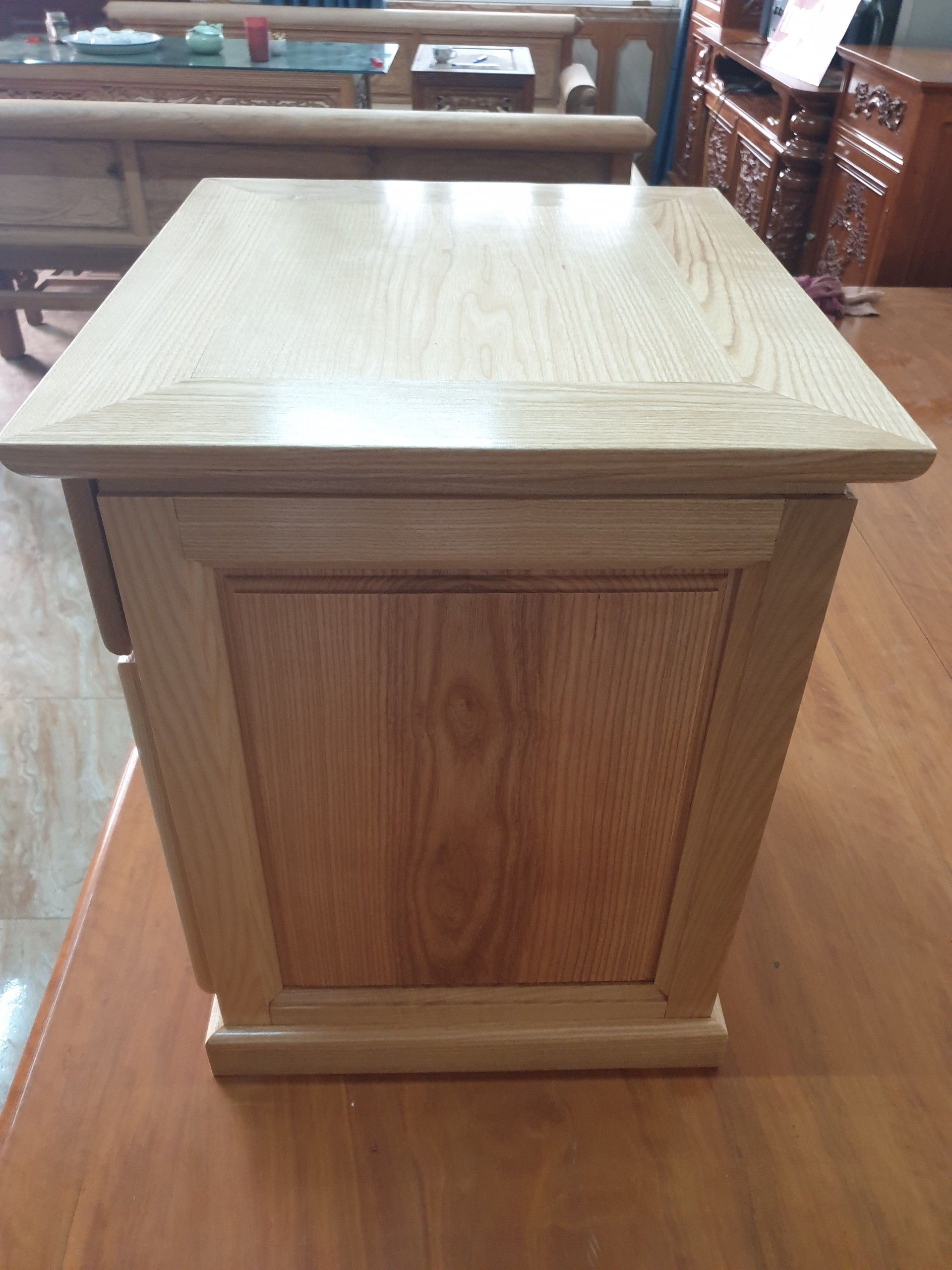 Tủ kê đầu giường gỗ tần bì - Đồ Gỗ Trọng Hiếu