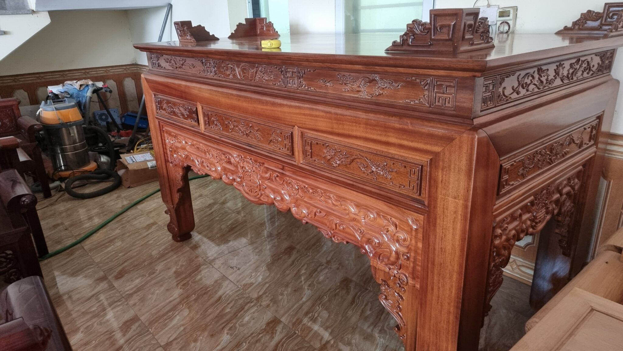 Sập thờ gỗ gụ lào - Đồ Gỗ Trọng Hiếu